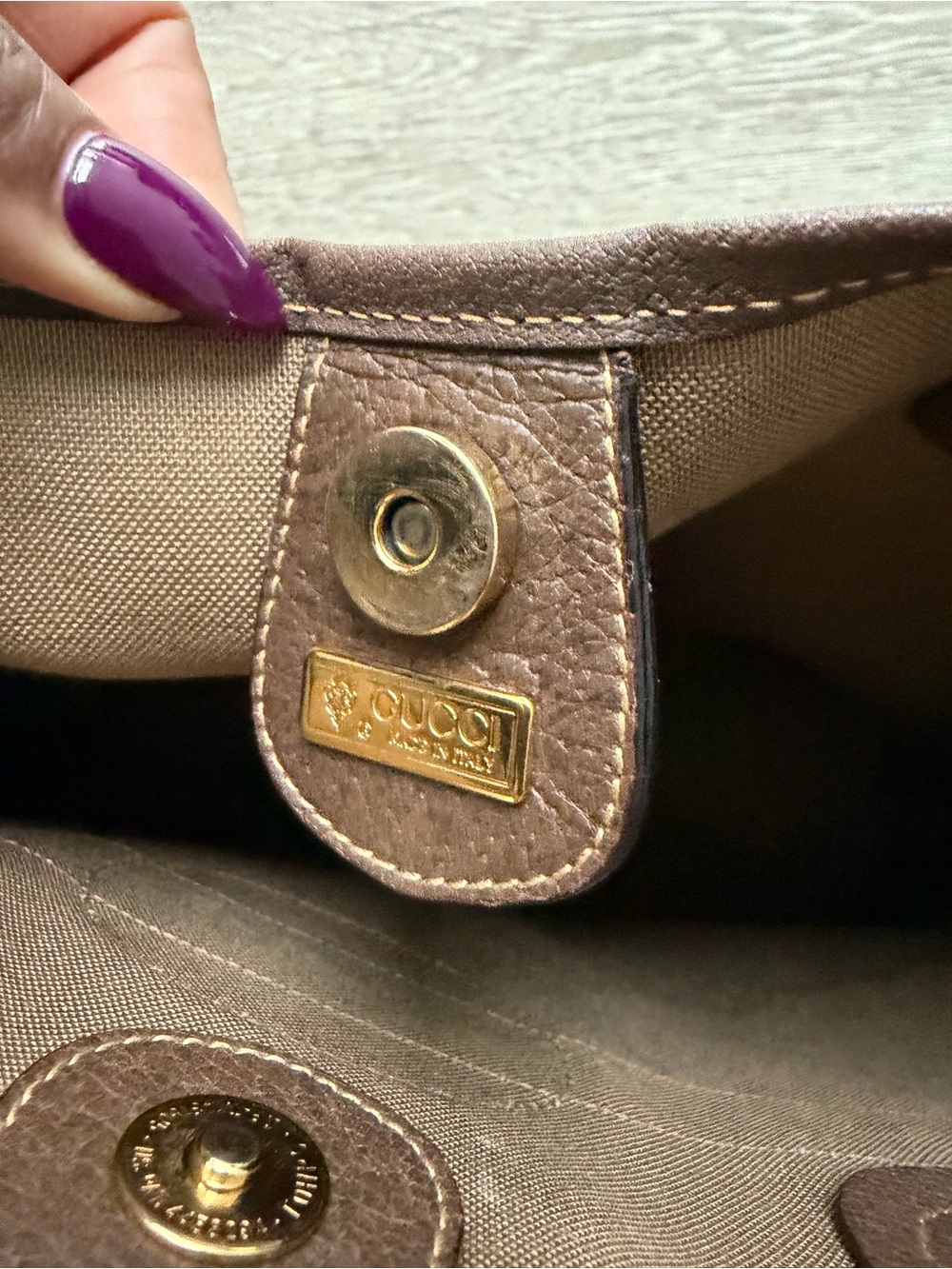 Vintage Gucci Brown GG Canvas Tote with Green and Red Web Stripe - Picture 5 of 10